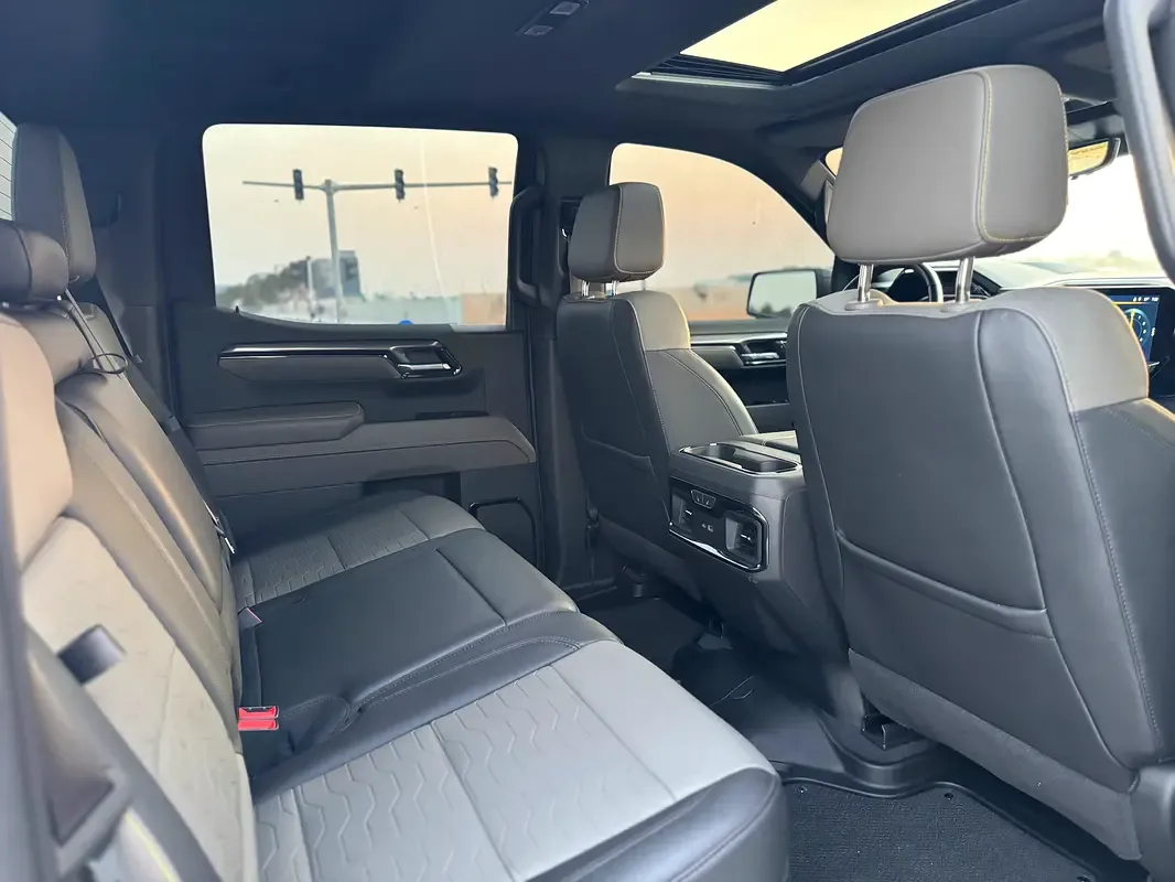 Chevrolet Silverado 6.2 AT 4WD (420 hp) - 12