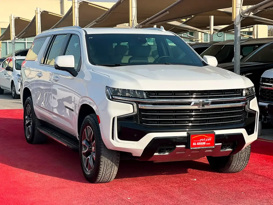 Chevrolet Suburban 5.3 AT (360 hp)