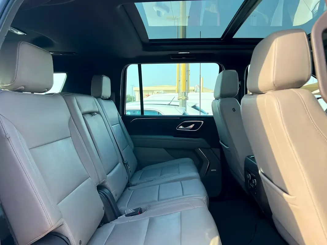 Chevrolet Suburban 5.3 AT (360 حصان) - 14