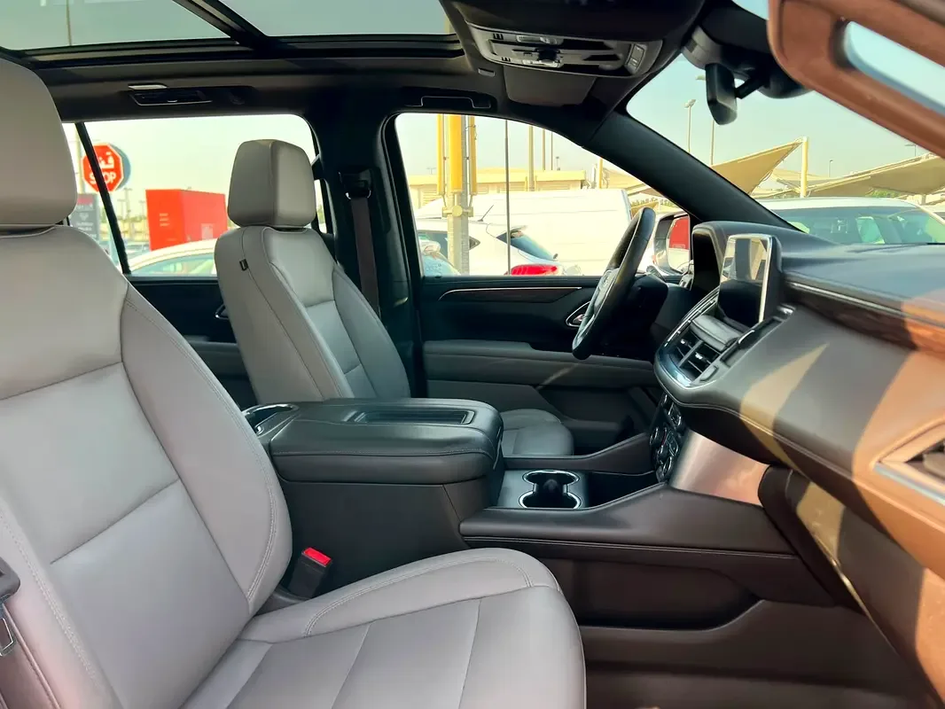 Chevrolet Suburban 5.3 AT (360 حصان) - 12