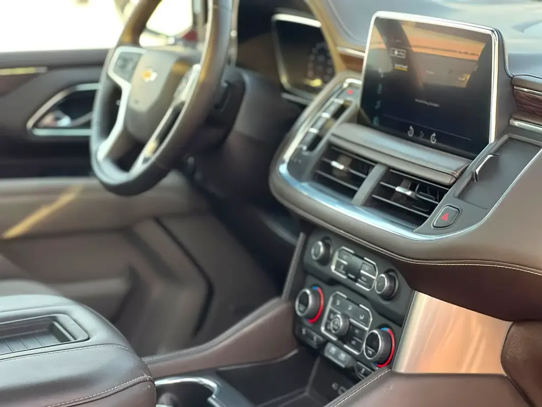 Chevrolet Suburban 5.3 AT (360 حصان) - 17