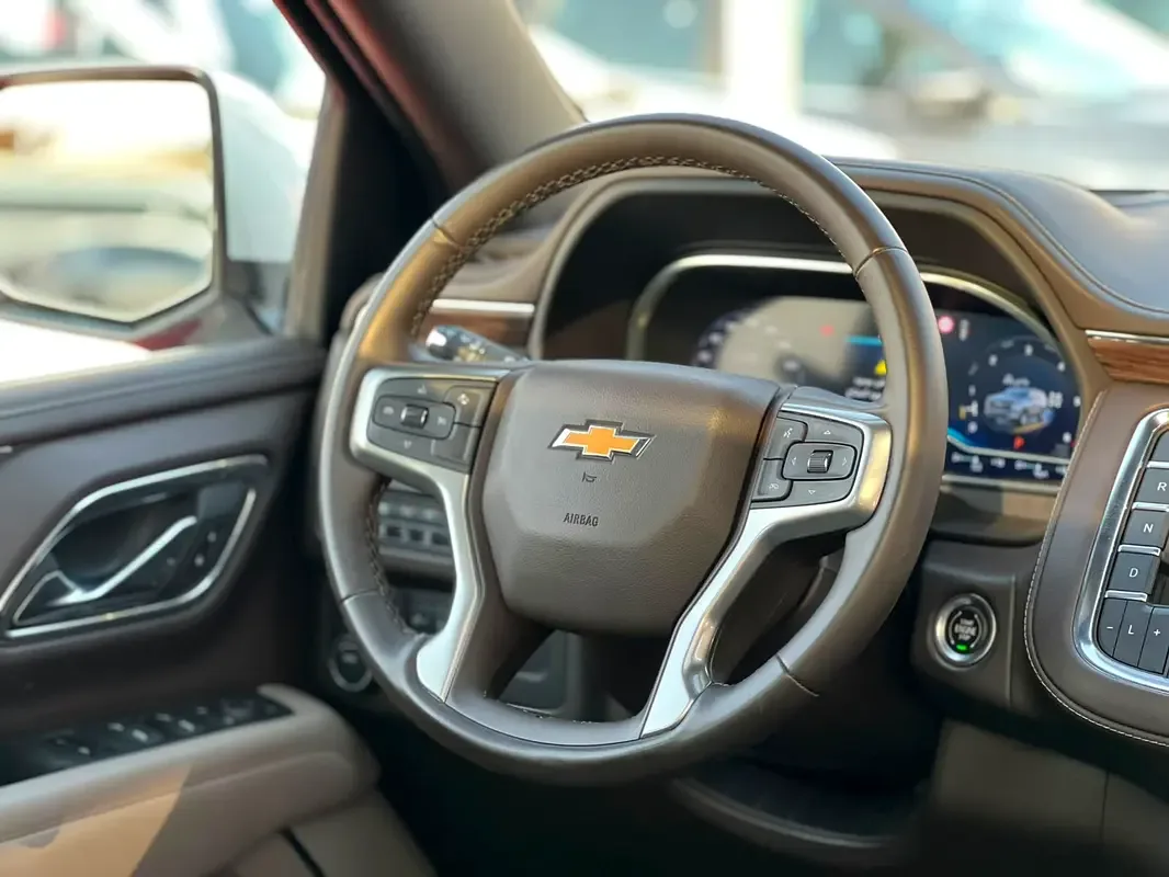 Chevrolet Suburban 5.3 AT (360 حصان) - 18
