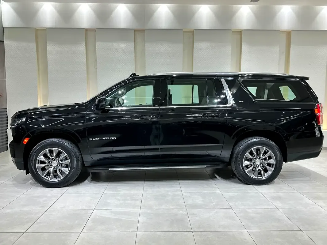Chevrolet Suburban 5.3 AT (360 hp) - 7