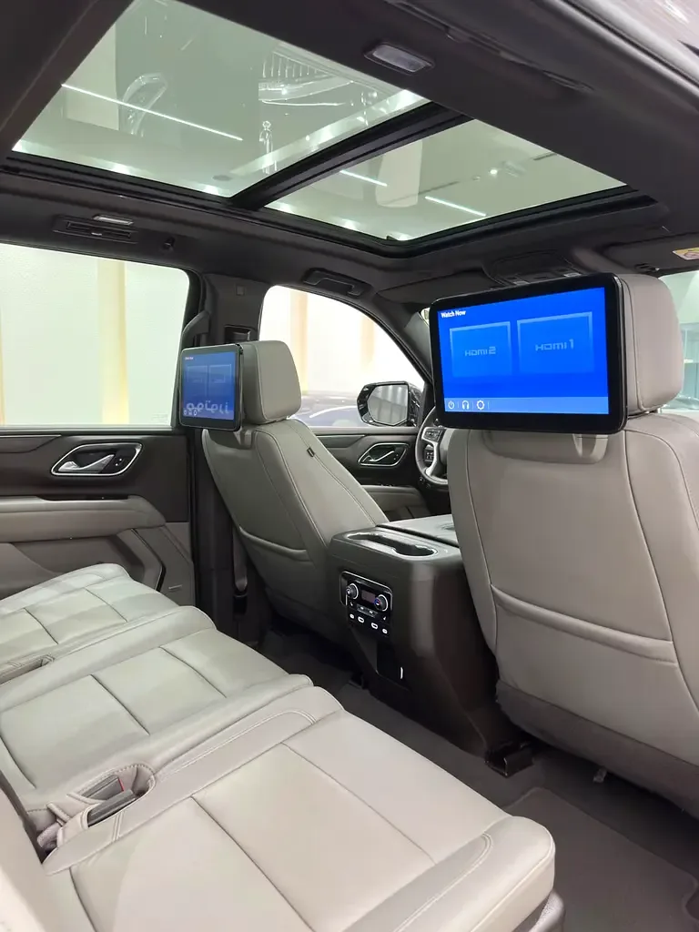 Chevrolet Suburban 5.3 AT (360 hp) - 17