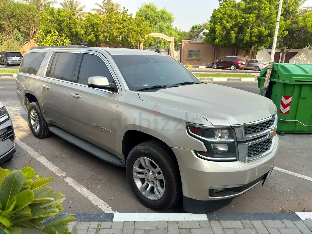 Chevrolet Suburban 5.3 AT RWD (385 حصان) - 5