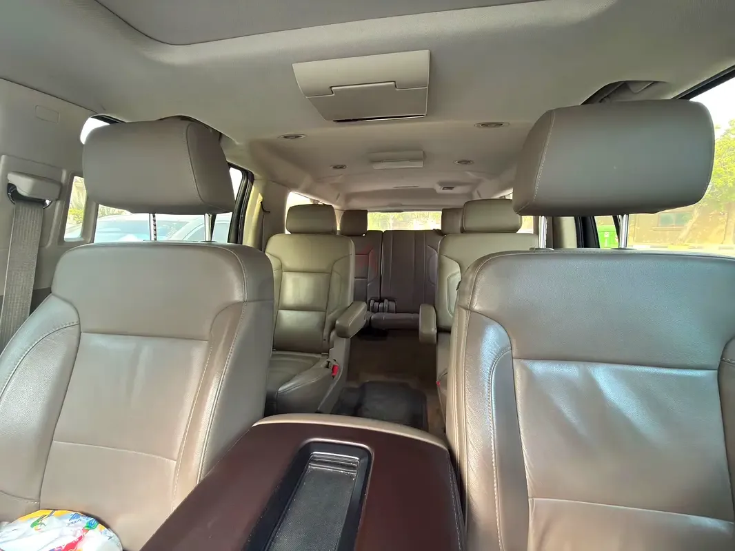 Chevrolet Suburban 5.3 AT RWD (385 حصان) - 8