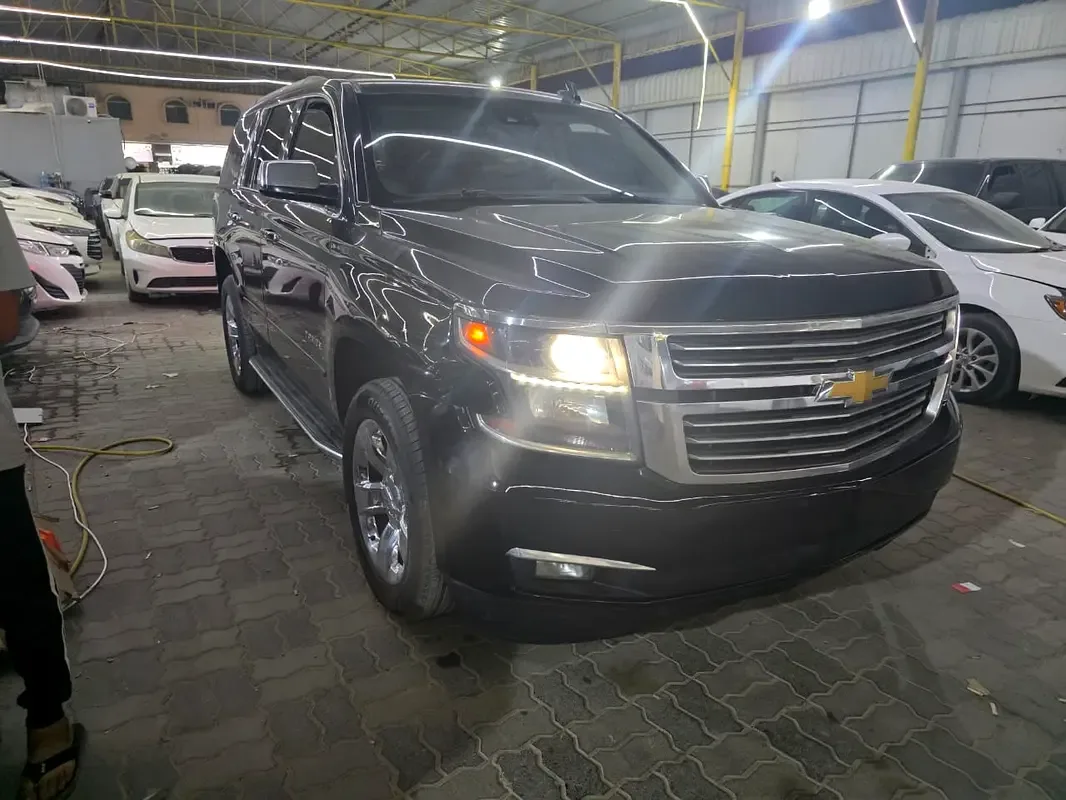 Chevrolet Tahoe 5.3 AT (360 hp)