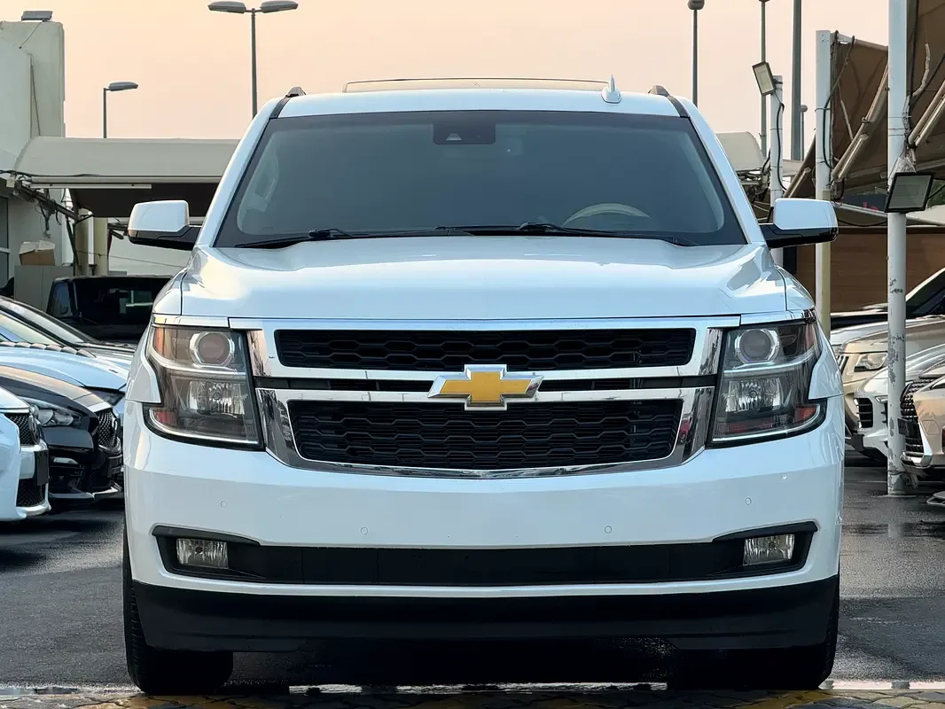 Chevrolet Tahoe 5.3 AT (360 hp)