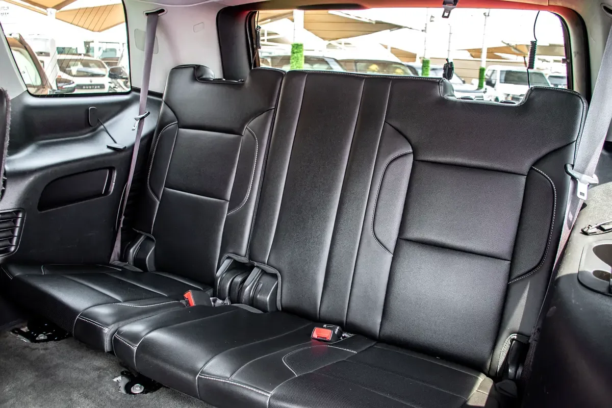Chevrolet Tahoe 5.3 AT (360 hp) - 12
