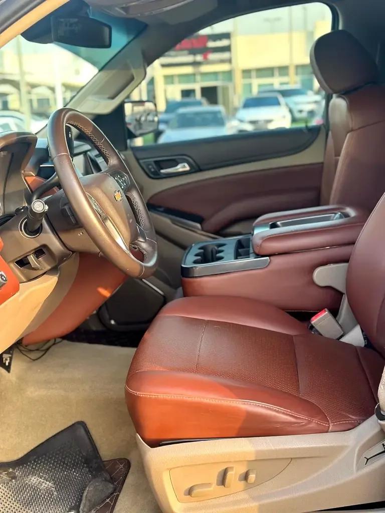Chevrolet Tahoe 5.3 AT (360 حصان) - 8