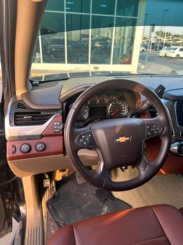 Chevrolet Tahoe 5.3 AT (360 حصان) - 10