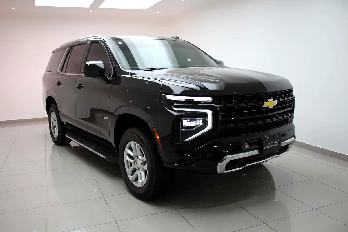 Chevrolet Tahoe 5.3 AT (360 hp)