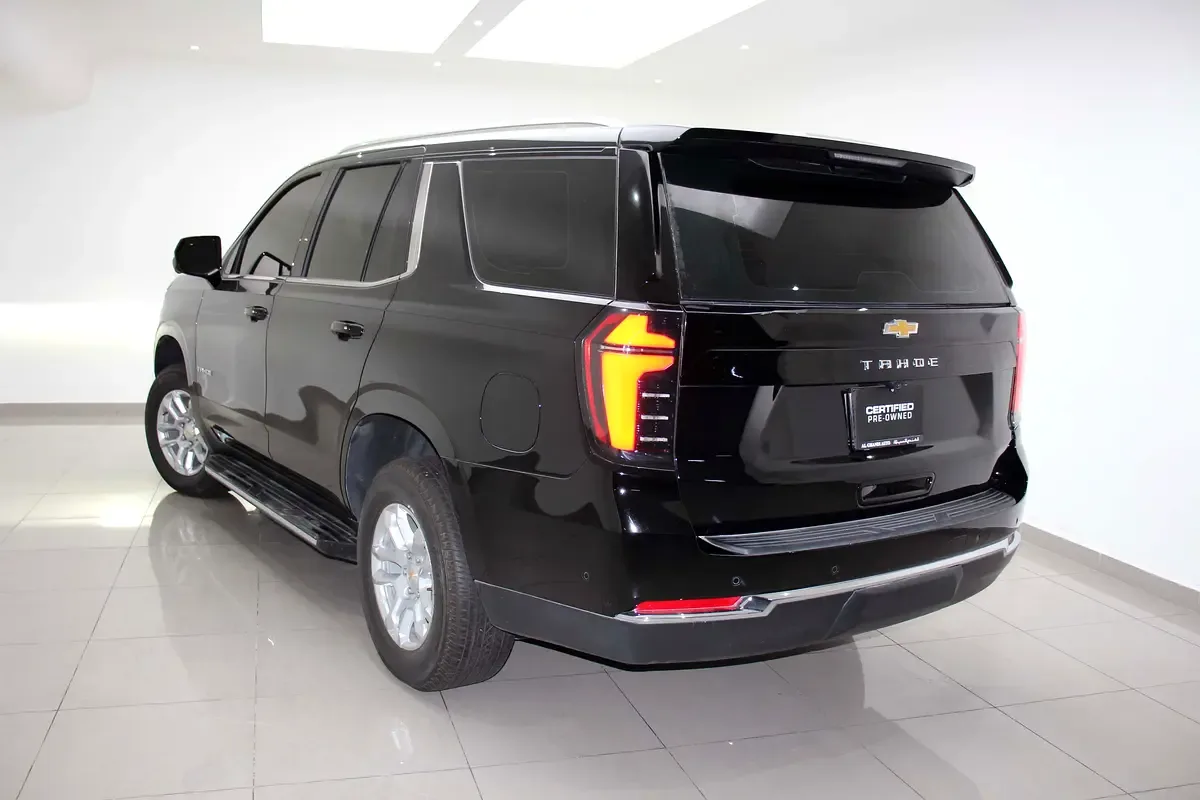 Chevrolet Tahoe 5.3 AT (360 hp) - 3