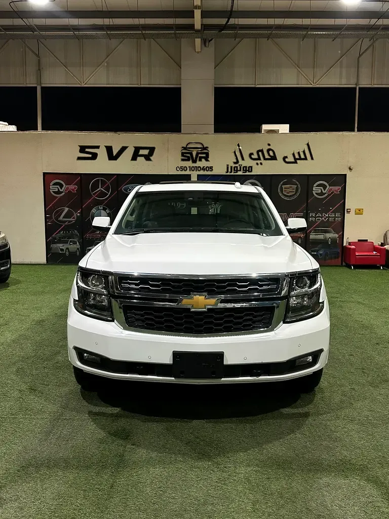 Chevrolet Tahoe 5.3 AT (360 hp)