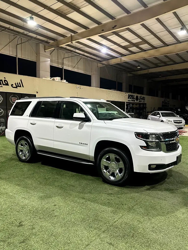 Chevrolet Tahoe 5.3 AT (360 hp) - 3