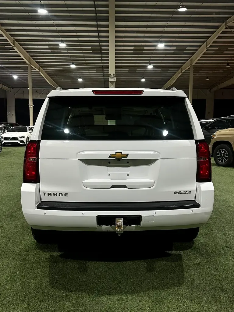 Chevrolet Tahoe 5.3 AT (360 hp) - 5