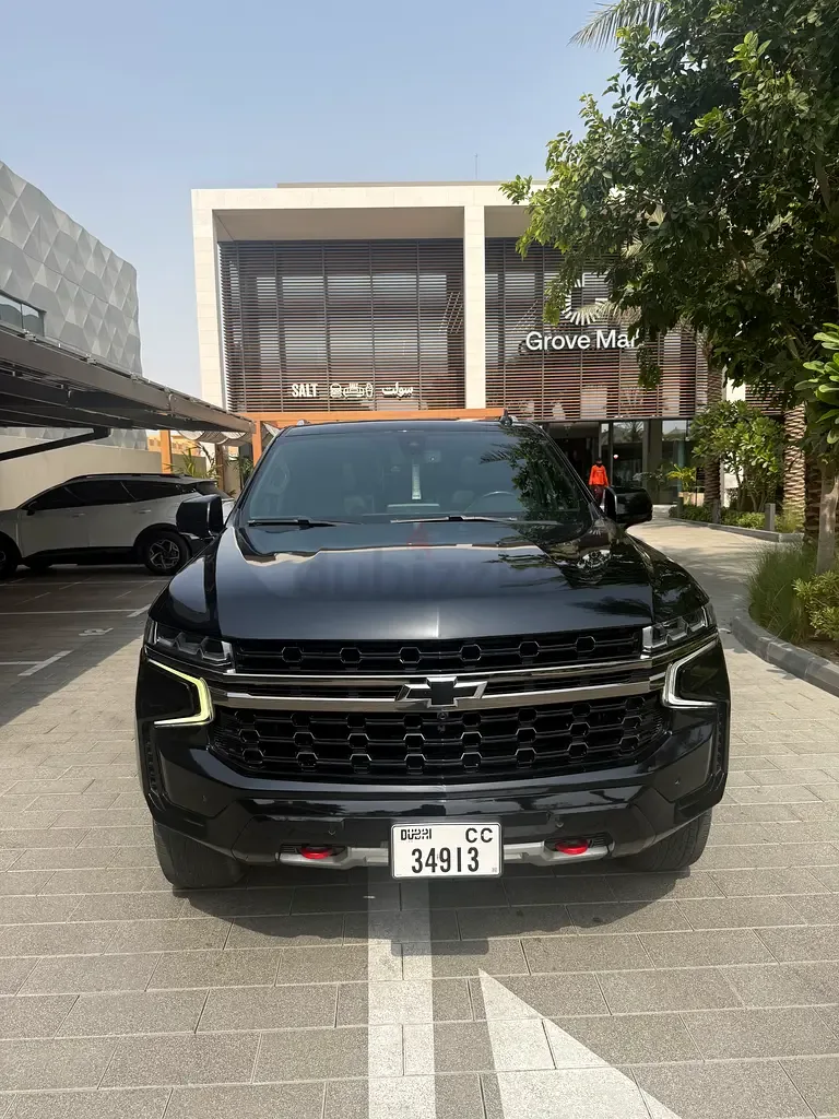 Chevrolet Tahoe 5.3 AT RWD (360 حصان) - 2