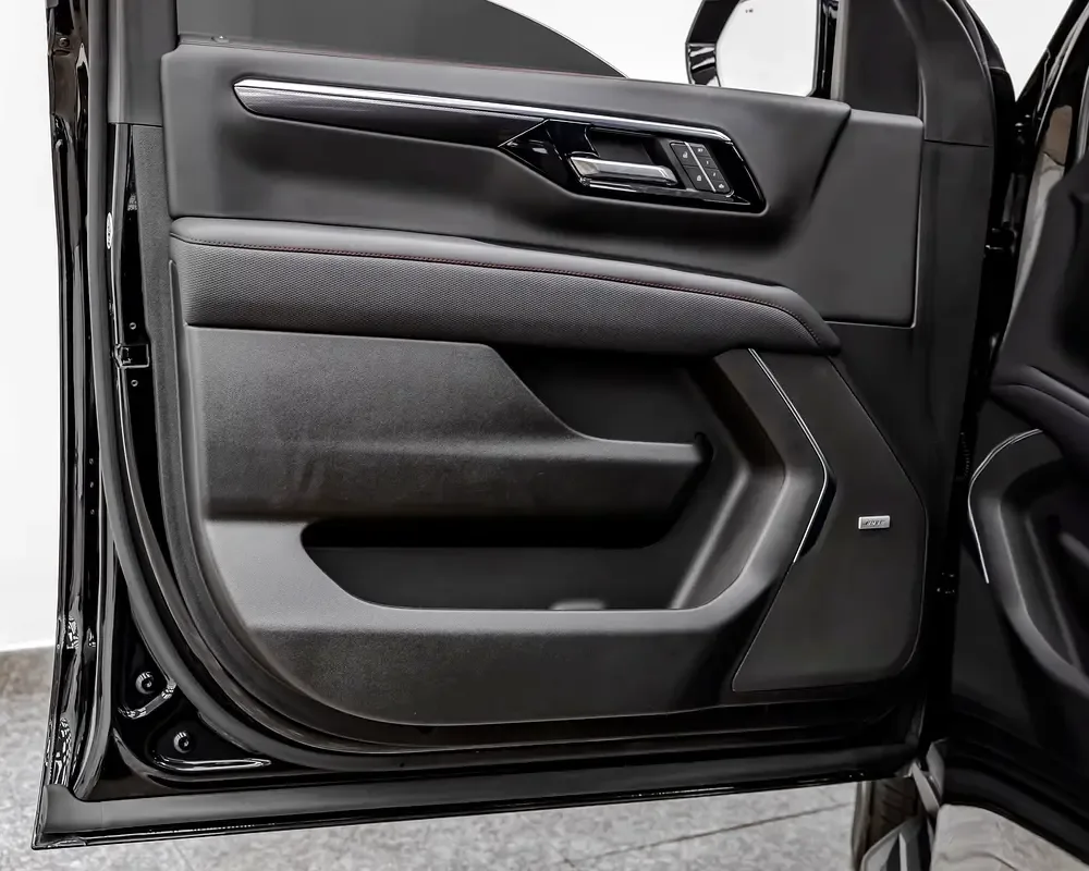 Chevrolet Tahoe 6.2 AT (426 hp) - 19