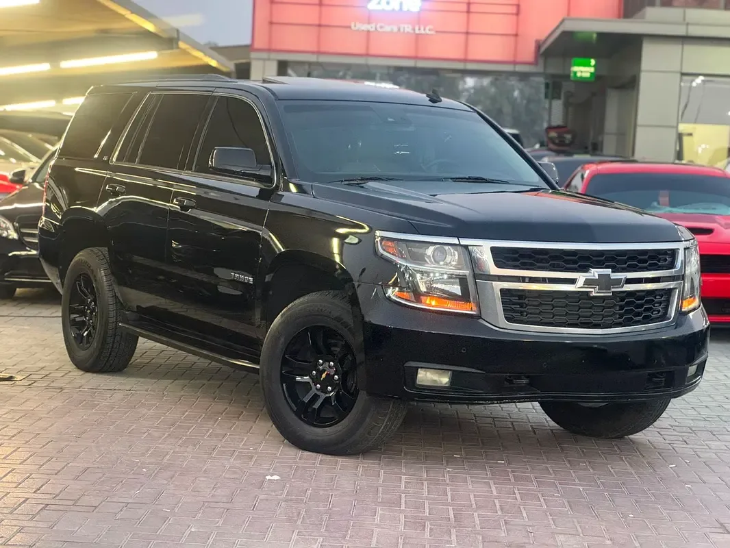 Chevrolet Tahoe 6.2 AT 4WD (426 hp)