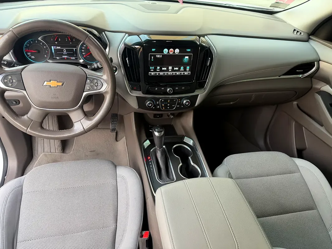 Chevrolet Traverse 3.6 AT (310 hp) - 9