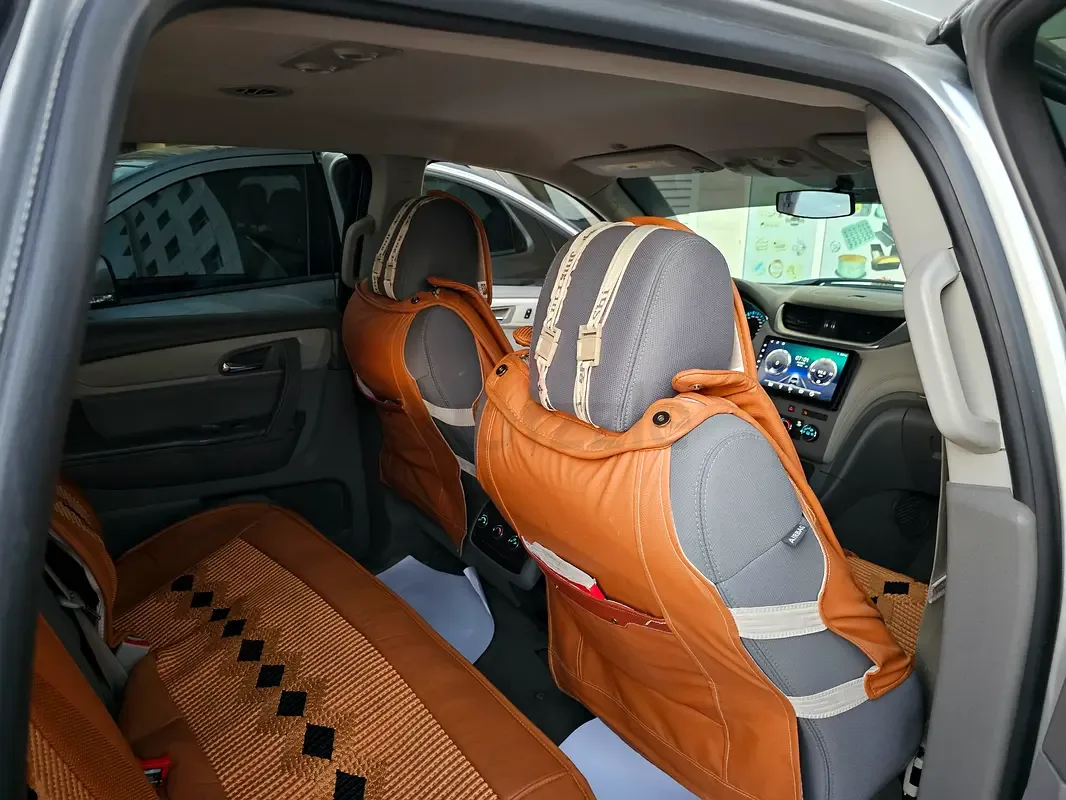 Chevrolet Traverse 3.6 AT AWD (288 hp) - 2