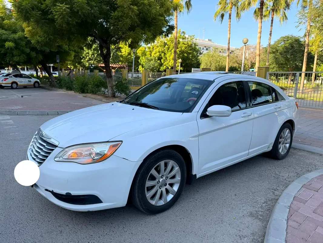 Chrysler 200 2.4 AT (175 hp)