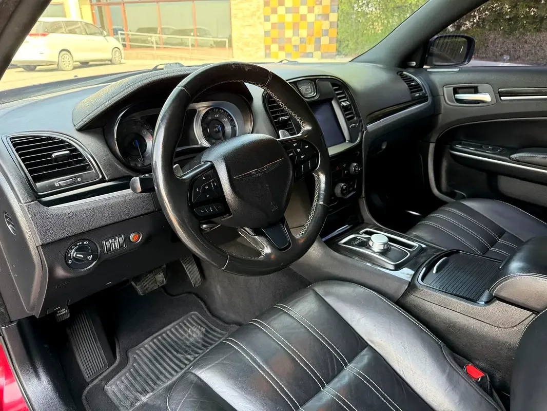 Chrysler 300C 3.6 AT (296 hp) - 8