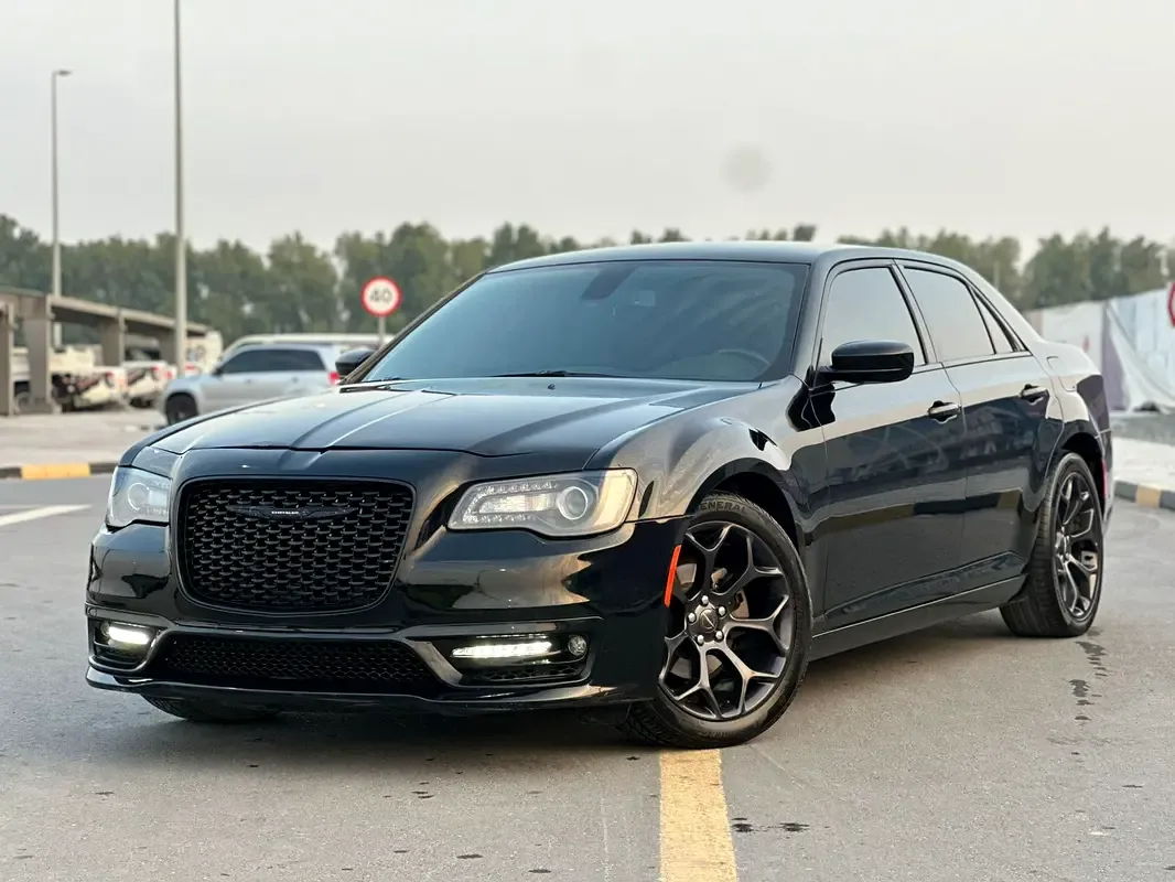 Chrysler 300C 3.6 AT (296 hp)
