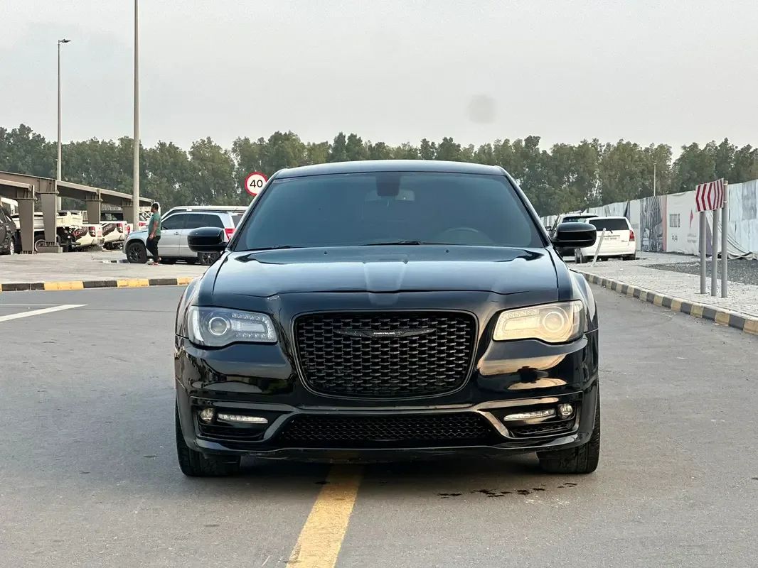 Chrysler 300C 3.6 AT (296 حصان) - 4