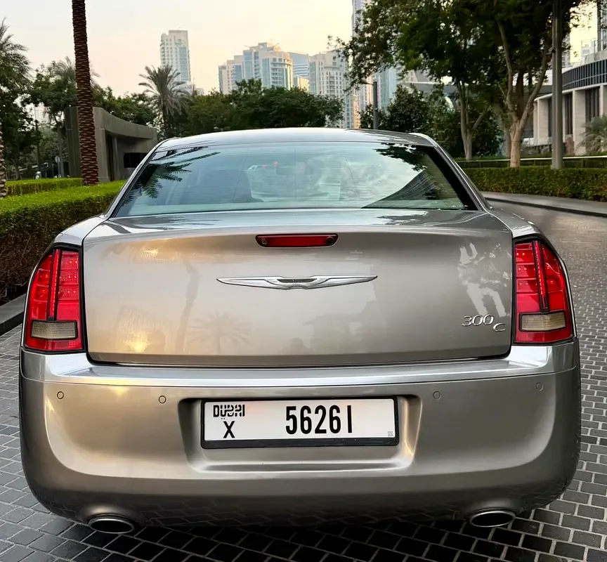 Chrysler 300C 3.6 AT (296 حصان) - 6