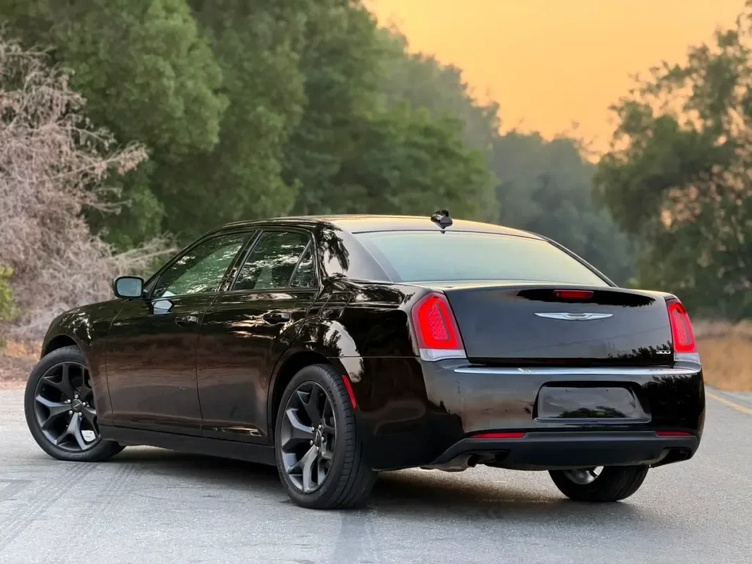 Chrysler 300C 3.6 AT (296 حصان) - 6