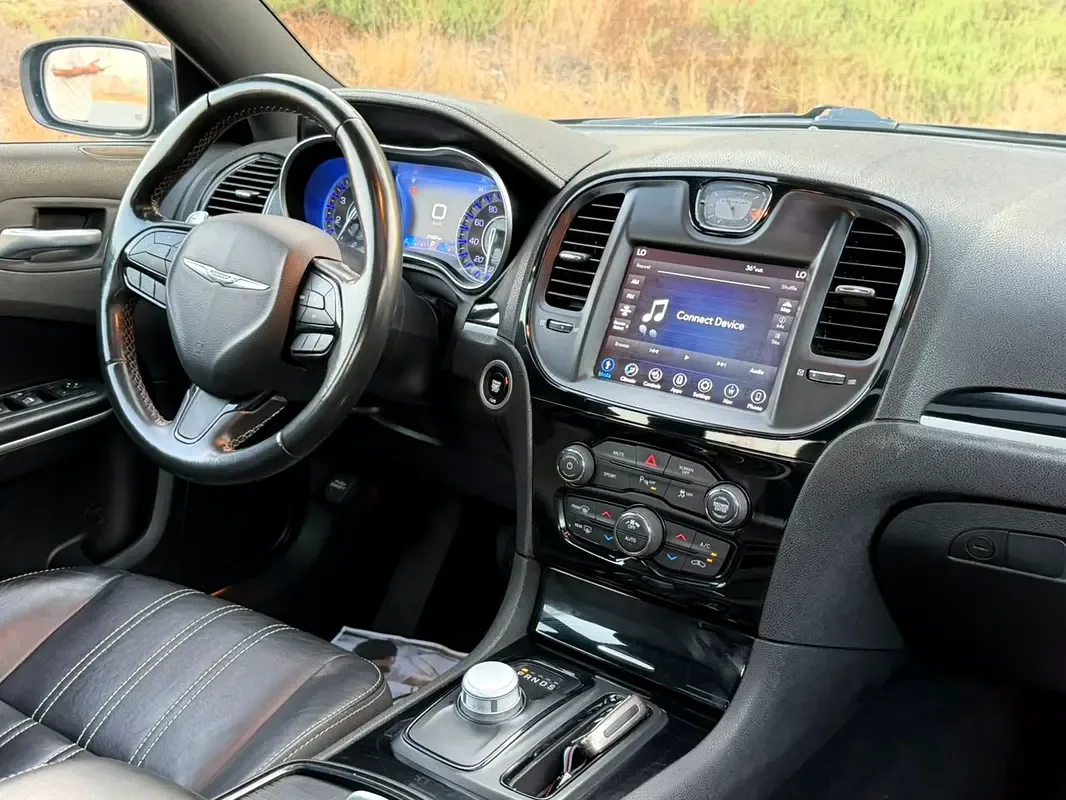 Chrysler 300C 3.6 AT (296 حصان) - 8