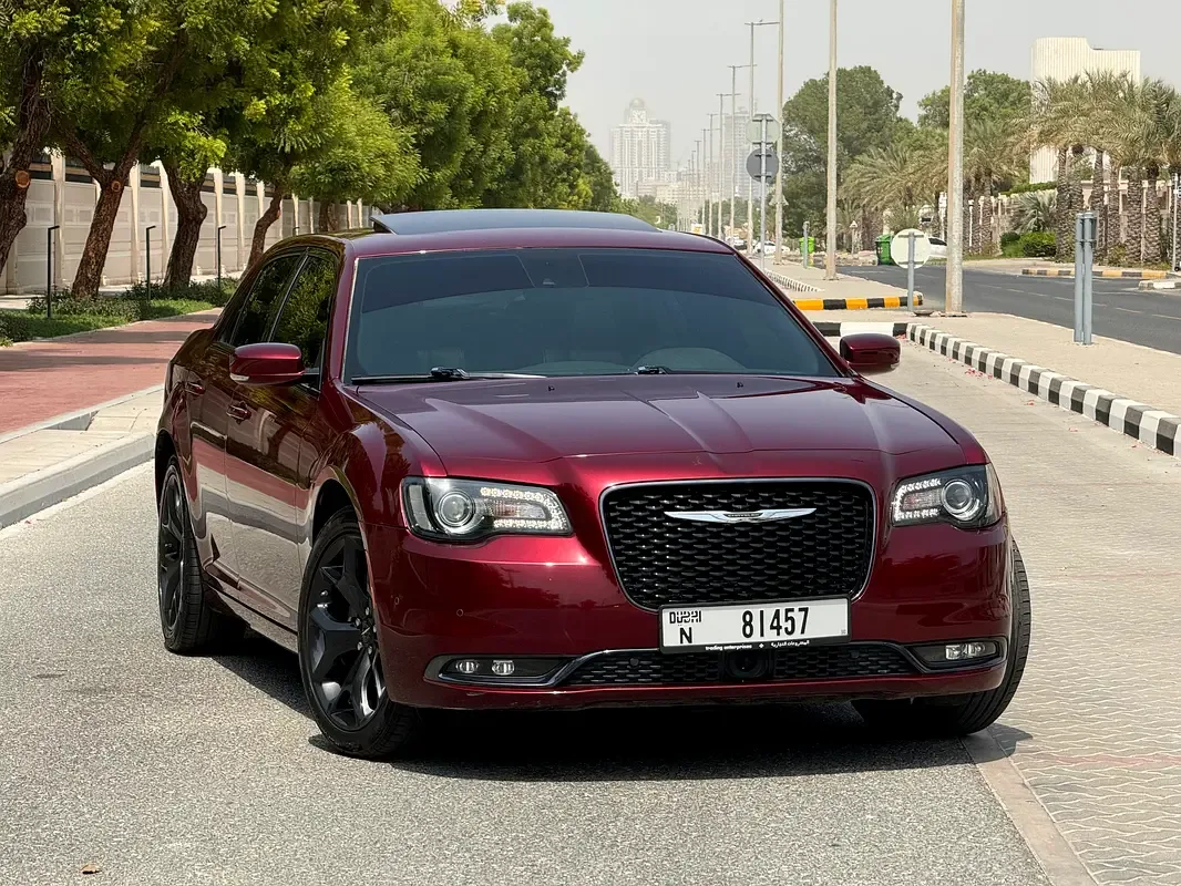 Chrysler 300C 3.6 AT (296 حصان)