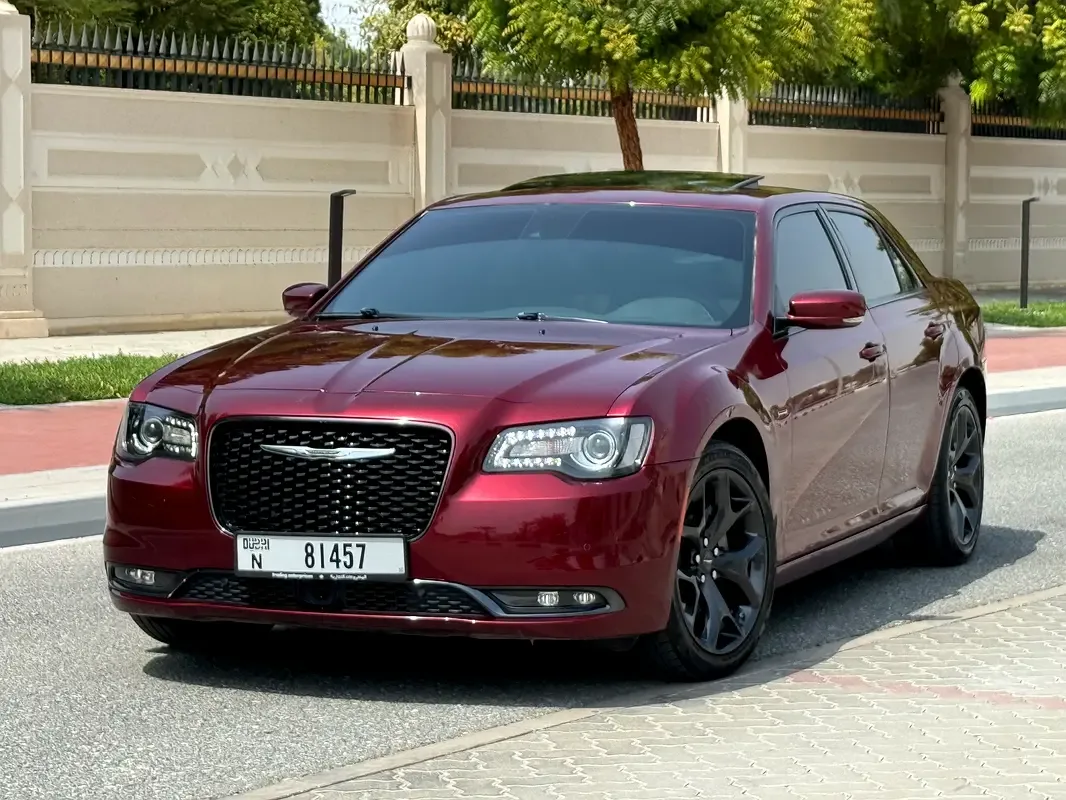 Chrysler 300C 3.6 AT (296 حصان) - 2