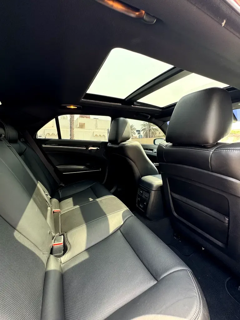 Chrysler 300C 3.6 AT (296 حصان) - 16