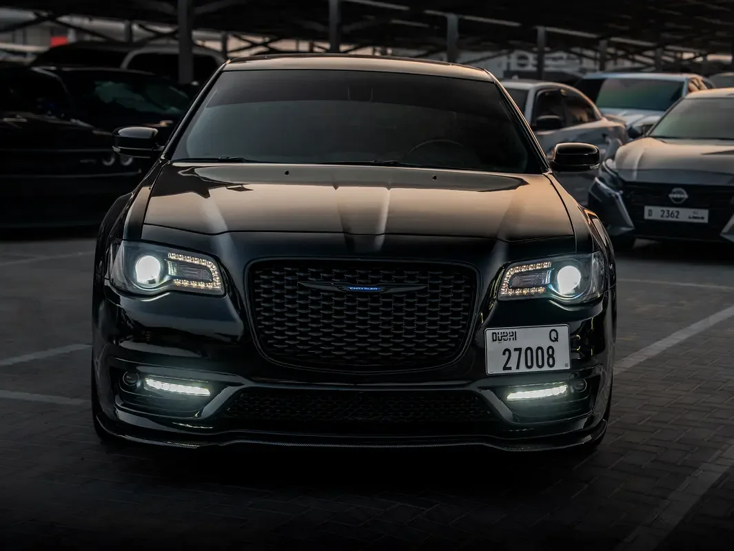Chrysler 300C 5.7 AT (367 hp) - 2