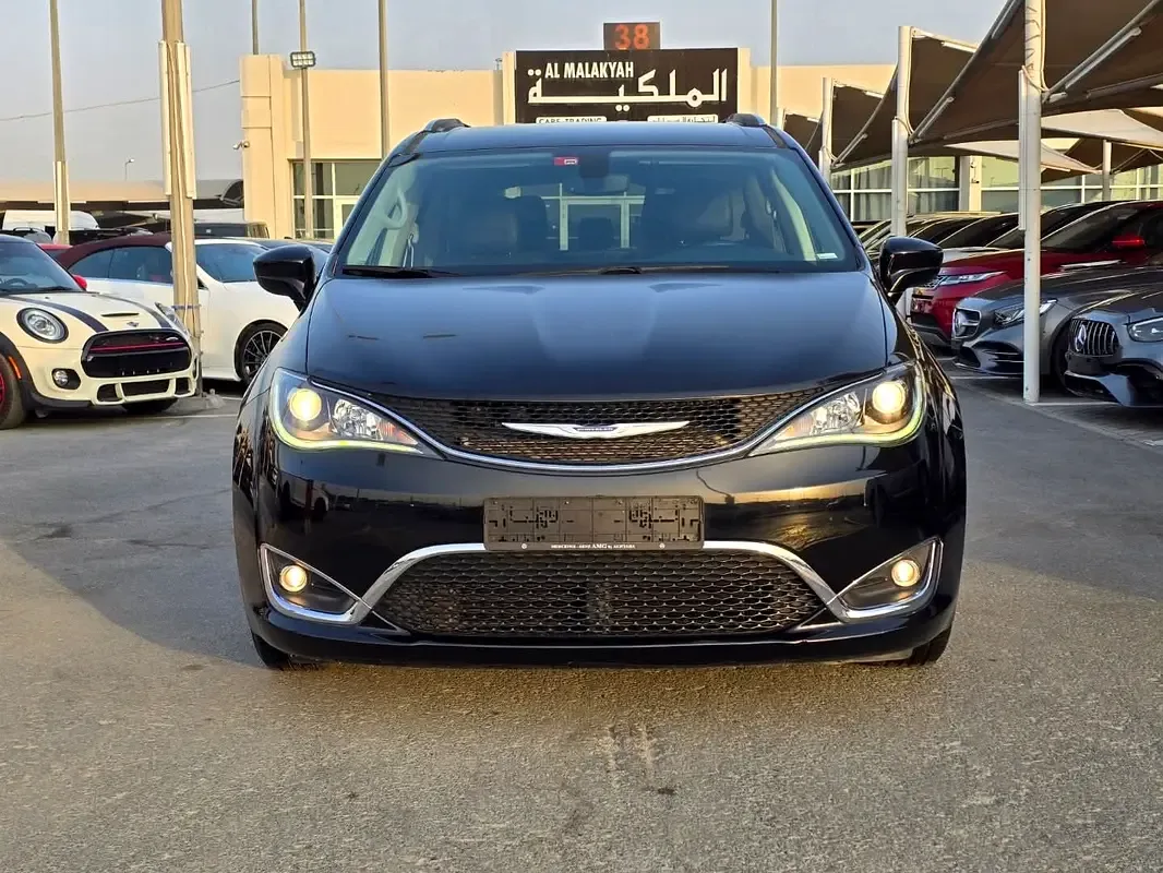 Chrysler Pacifica 3.6 AT (287 hp)