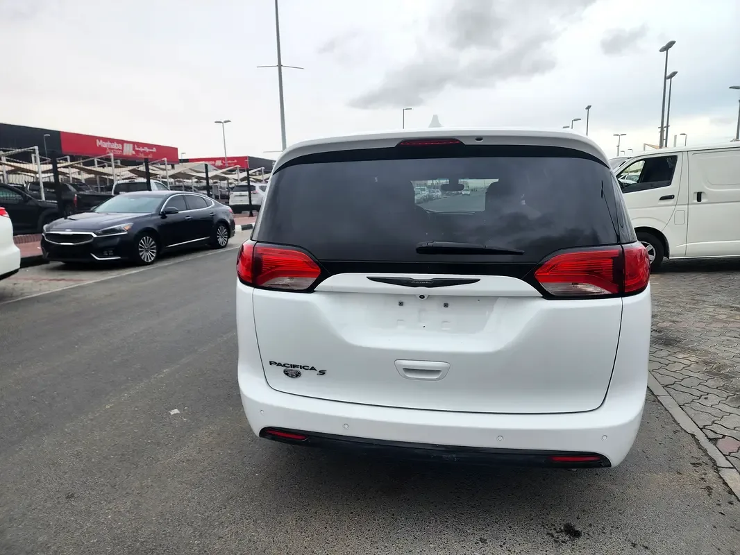 Chrysler Pacifica 3.6 AT (287 hp) - 9