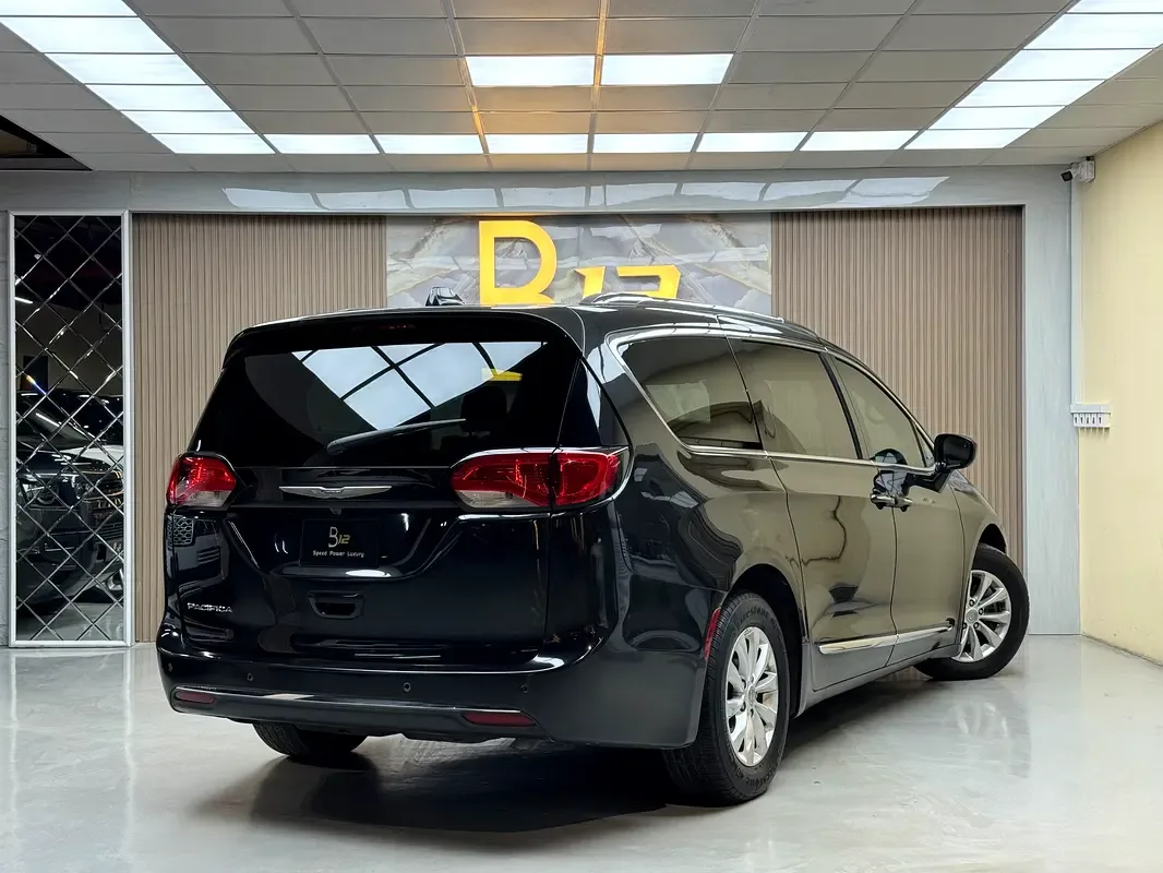 Chrysler Pacifica 3.6 Pentastar VVT (287 hp) - 5