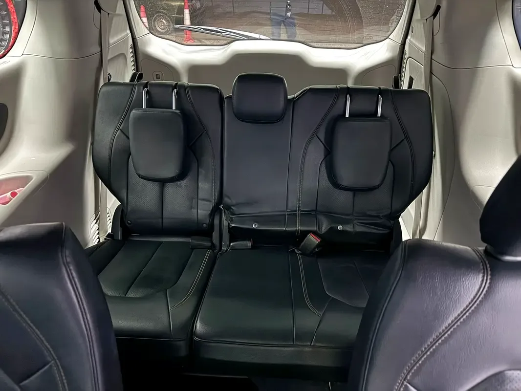 Chrysler Pacifica 3.6 Pentastar VVT (287 hp) - 14