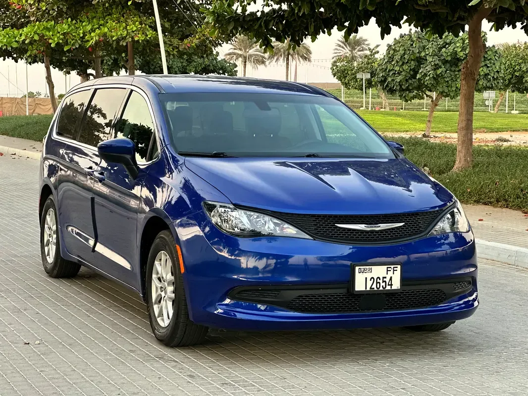 Chrysler Voyager 3.6 AT (287 hp)