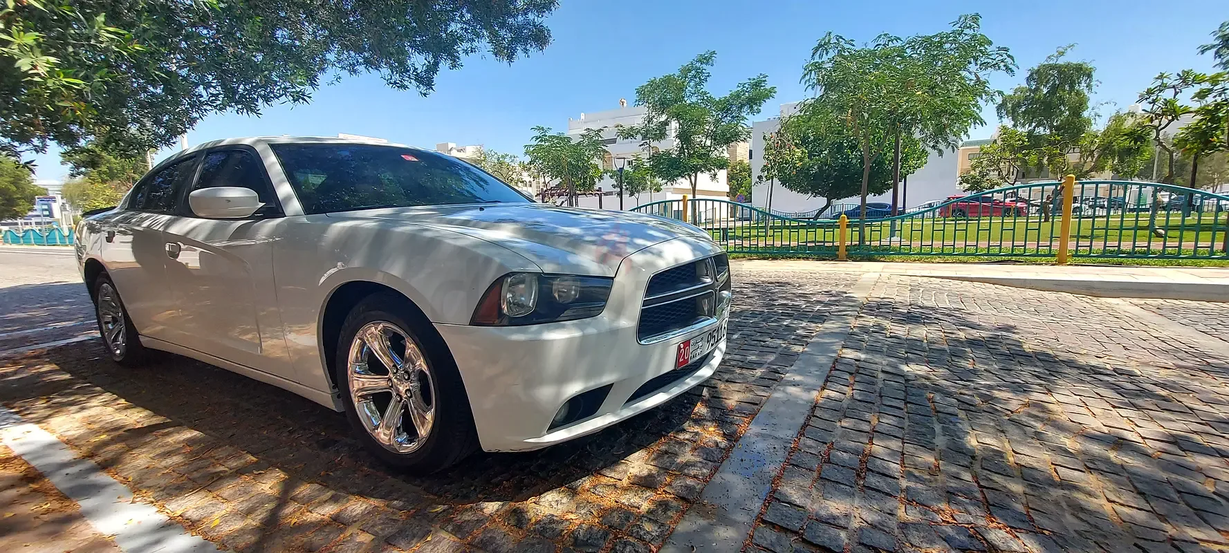 Dodge Challenger 3.6 AT RWD (305 hp)