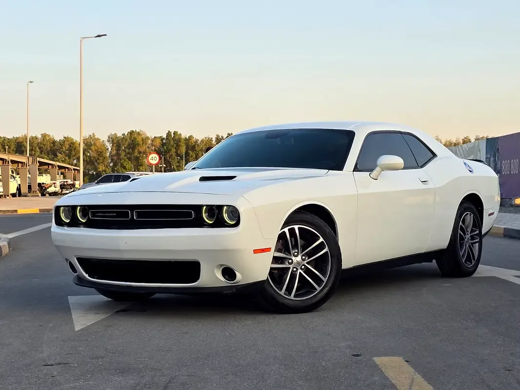 Dodge Challenger 3.6 AT RWD (309 hp)