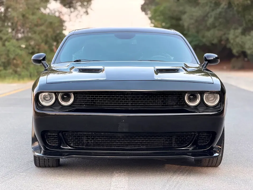 Dodge Challenger 3.6 AT RWD (309 حصان) - 2