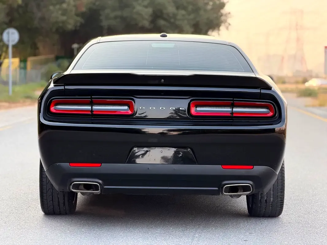 Dodge Challenger 3.6 AT RWD (309 حصان) - 4