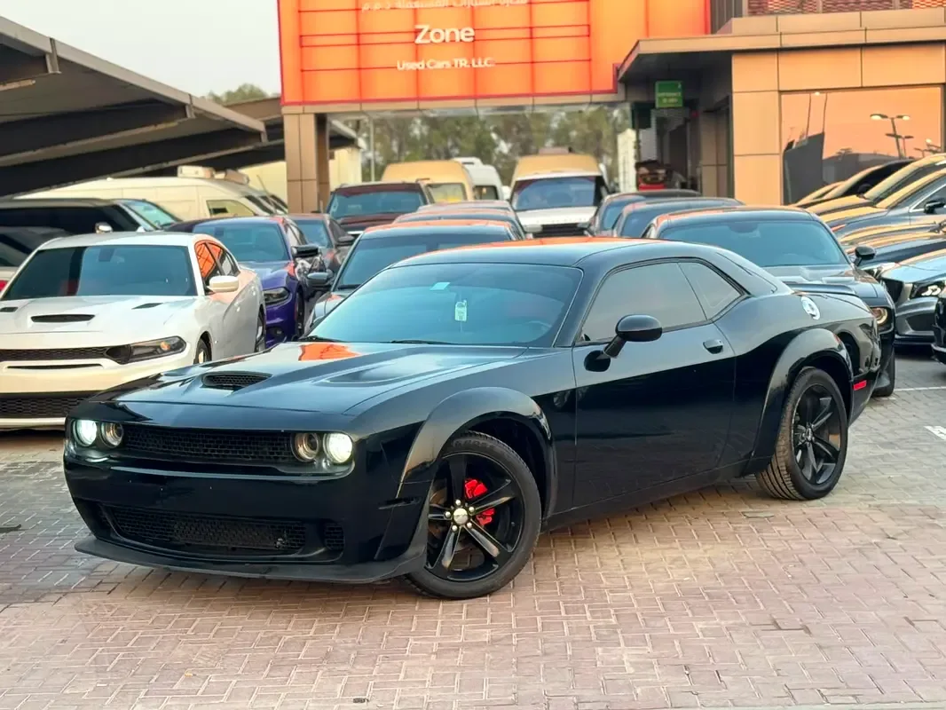 Dodge Challenger 3.6 AT RWD (309 hp)