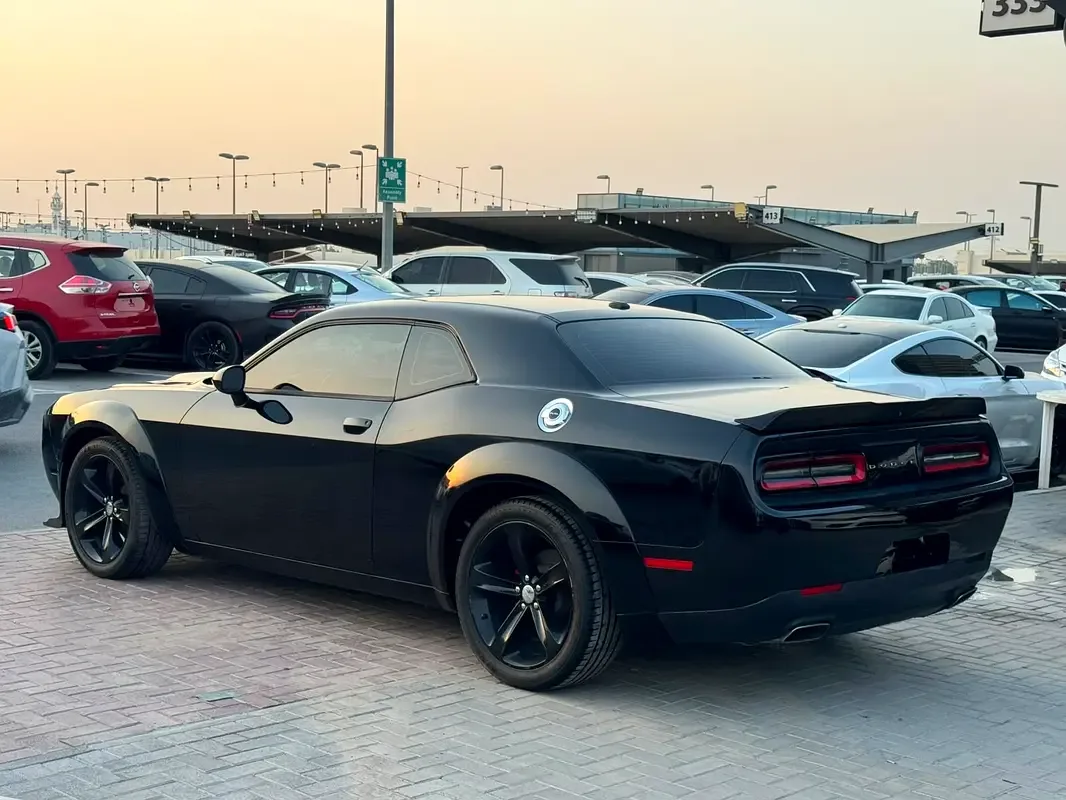 Dodge Challenger 3.6 AT RWD (309 hp) - 5