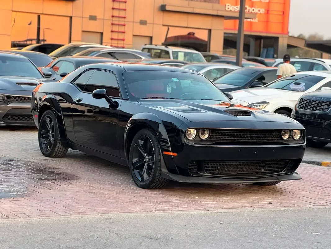 Dodge Challenger 3.6 AT RWD (309 hp) - 3