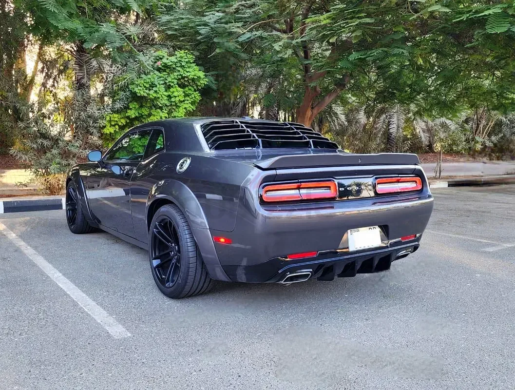 Dodge Challenger 3.6 AT RWD (309 حصان) - 3