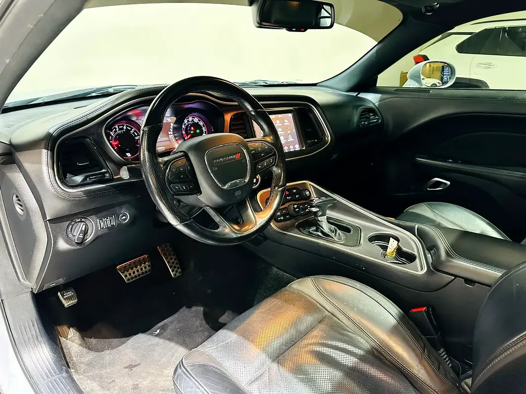 Dodge Challenger 3.6 AT RWD (309 hp) - 8